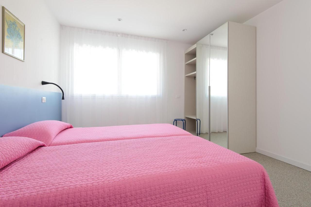 In 21778 Apartment *